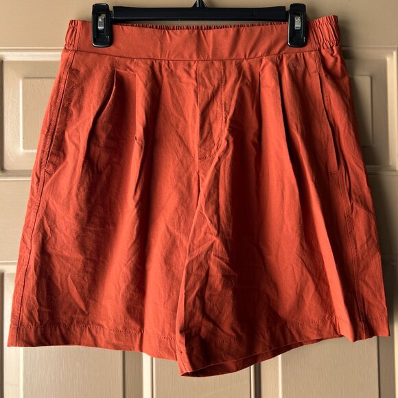 Calia Women’s M Pleated Casual Shorts Orange Slash Pockets Relaxed Fit - Picture 1 of 9